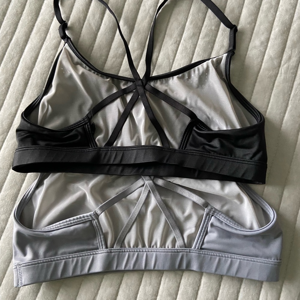 Two Victoria secret sport bras. Both mediums. - Picture 2 of 3